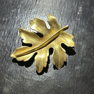 Vintage Brushed Gold Tone Leaf Brooch Pin